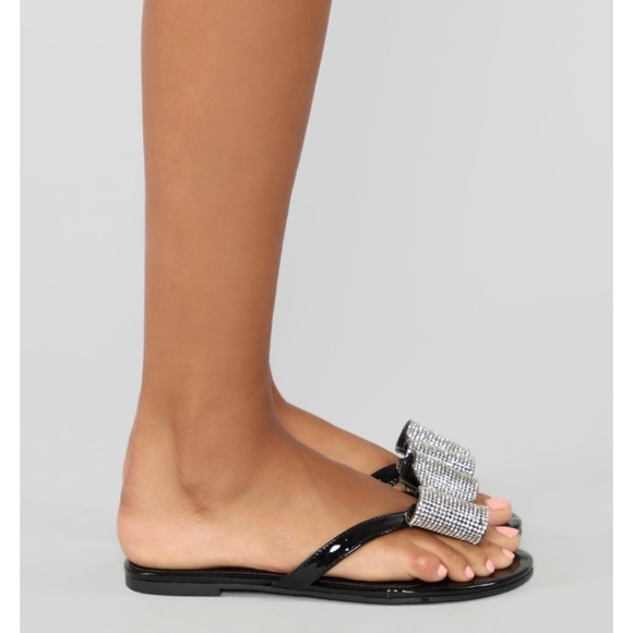 Fashion Nova’ Not Responsible Flat Sandals - Picture 7 of 10